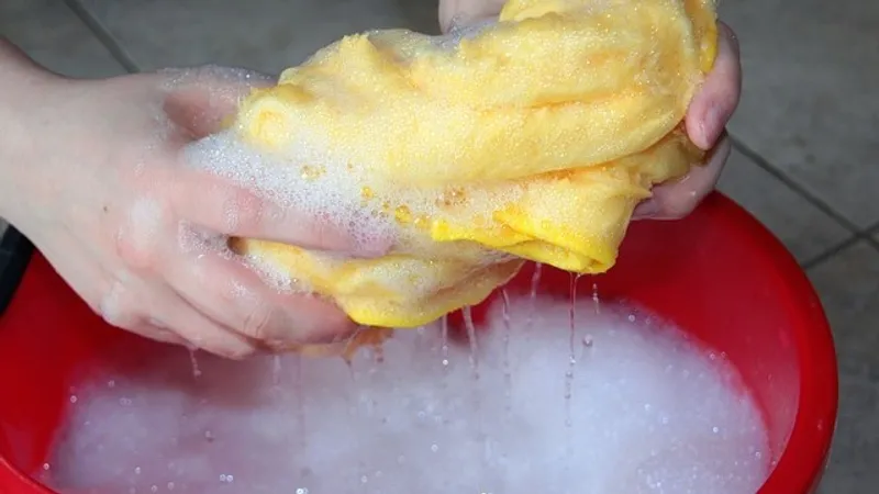 Всем женщинам урок: в США отец утопил трехмесячного сына в ведре со стиральным порошком