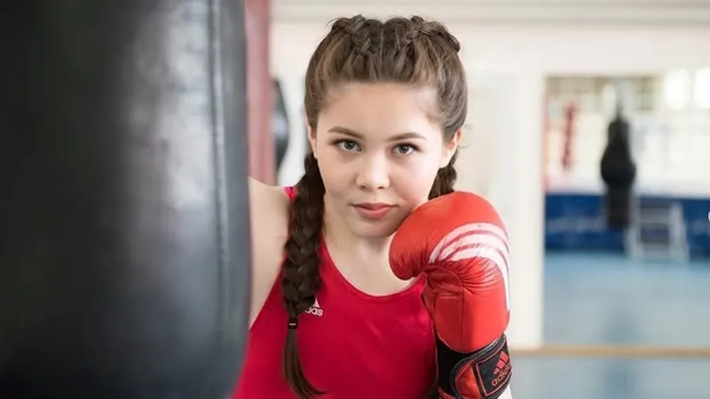 Айдана Забынбекова без боя прошла в полуфинал, обеспечив себя медалью