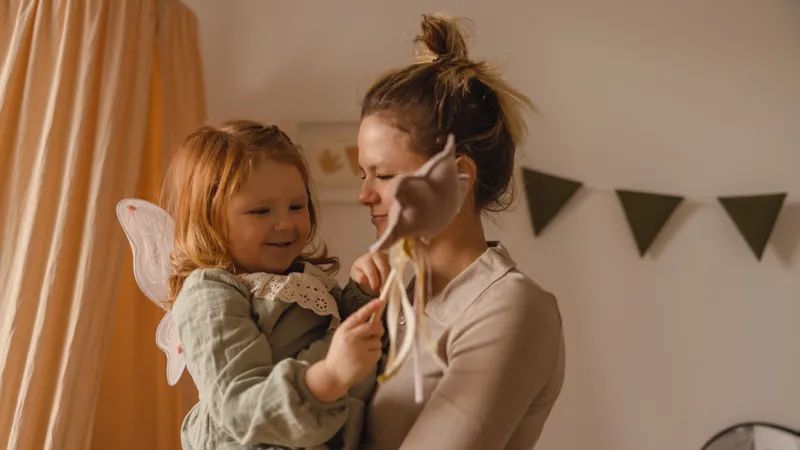 Бежевые мамы: как эстетика минимализма влияет на развитие малышей