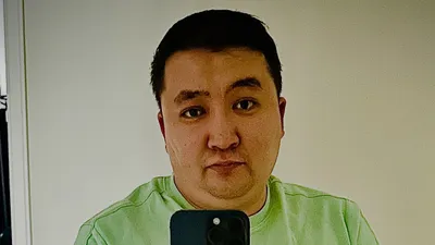 КВНщик Еркебулан Мырзабек показал фото с новорожденным сыном, фото - Новости Zakon.kz от 03.07.2025 19:59