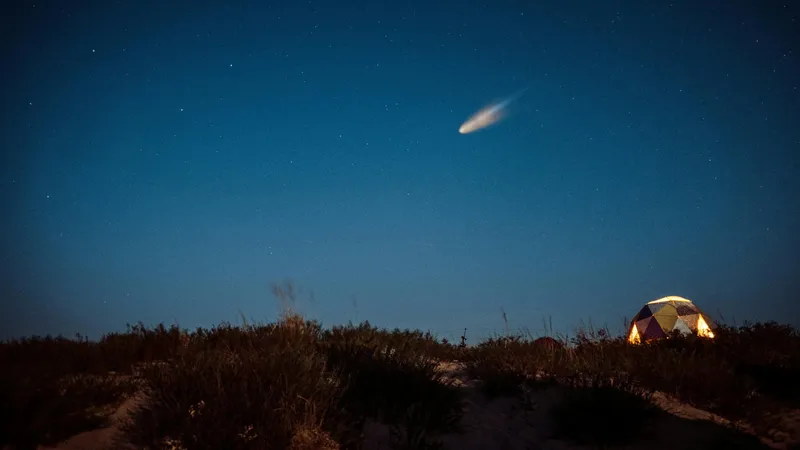 В США приступили к изучению метеорита, который врезался в дом