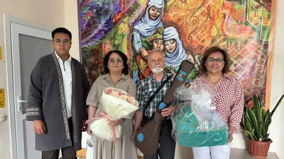 В Караганде новорожденным детям подарили по домбре, фото - Новости Zakon.kz от 06.07.2025 11:54