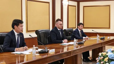 встреча, фото - Новости Zakon.kz от 09.07.2025 18:24