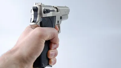 оружие, пистолет, полиция, Казахстан, напоминание, хранение, правила, фото - Новости Zakon.kz от 11.07.2025 11:03