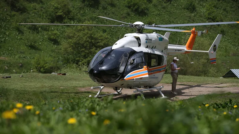 Шатқалдан түсе алмай қалған екі студент құтқарылды