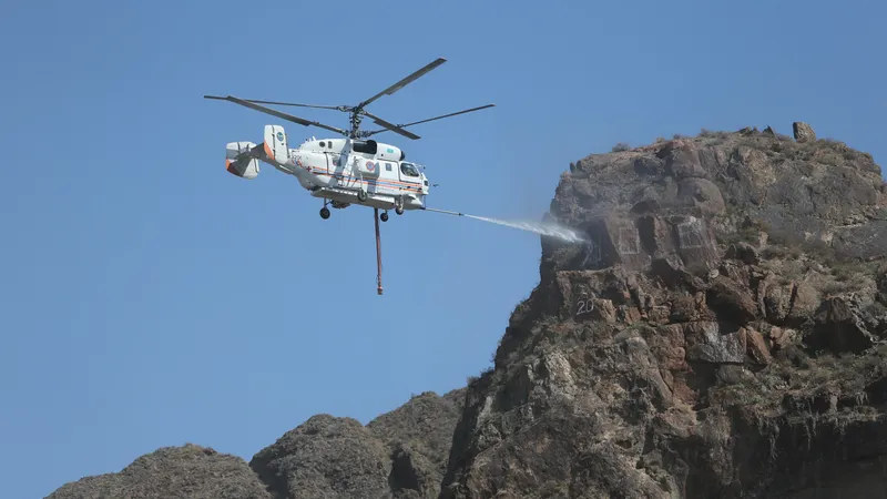 Вертолет спасателей экстренно подняли в районе Шымбулака в Алматы: что произошло
