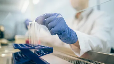 Исследование, эксперимент, лаборатория, фото - Новости Zakon.kz от 17.07.2025 02:59