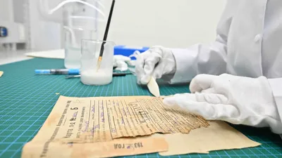 Архив Президента РК, Архив Президента Республики Казахстан, архивохранилища, архивохранилище, хранилище документов, госархив, госархивы, государственный архив, государственные архивы, архивные реставраторы, реставрация документов, фото - Новости Zakon.kz от 21.07.2025 12:46