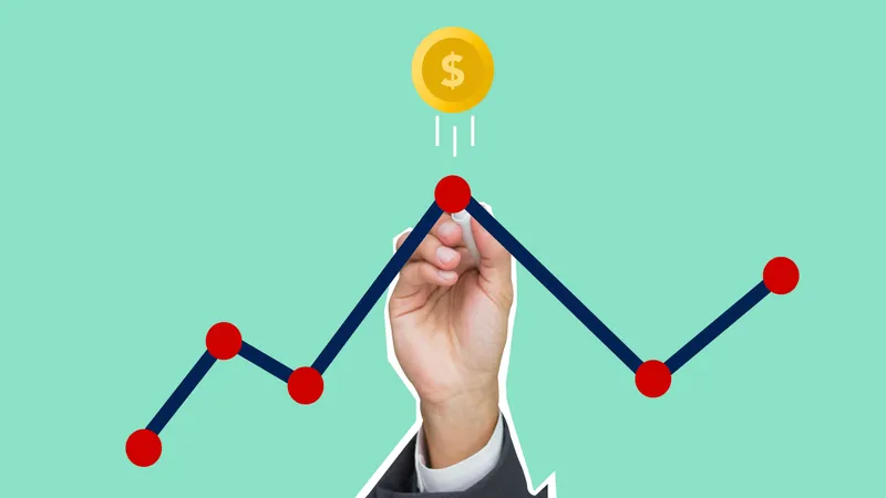 Ломка стереотипов: доллар сдает позиции, а Нацбанк "сушит" ликвидность