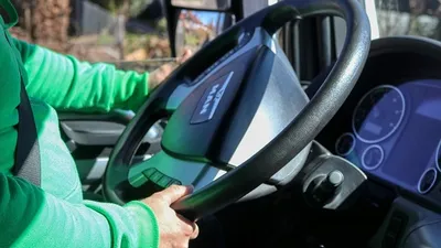 в Актау водители городских маршрутов отказались выходить в рейс, фото - Новости Zakon.kz от 21.07.2025 23:44