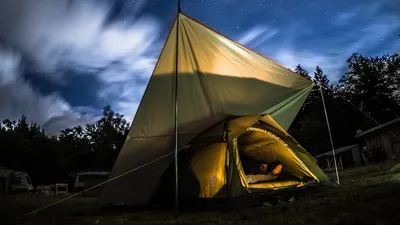 Ночь в палатке на природе, фото - Новости Zakon.kz от 23.07.2025 05:59