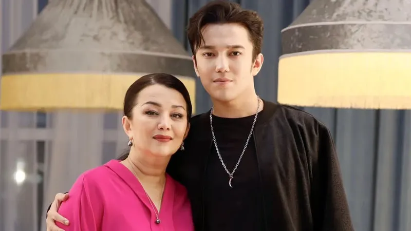 Мама Димаша Кудайбергена поблагодарила кыргызстанцев за сына