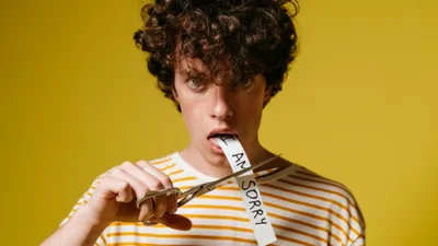 Прощение, ножницы, записка, фото - Новости Zakon.kz от 23.07.2025 08:30