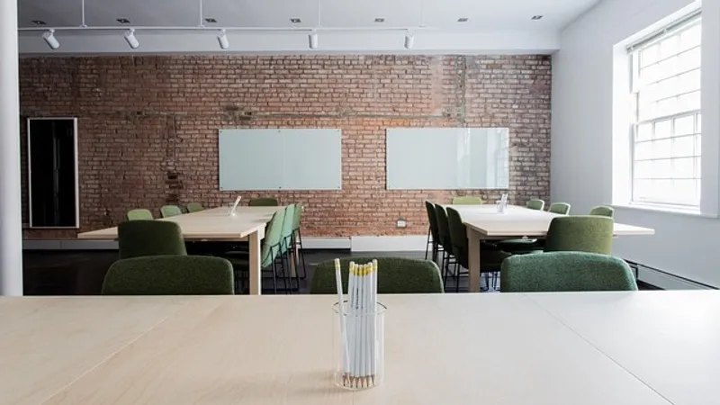 В магазине вынуждены учиться дети из поселка в Алматинской области