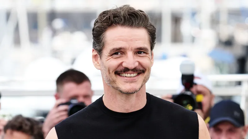 Педро Паскаль объяснил, почему отказался от бритья