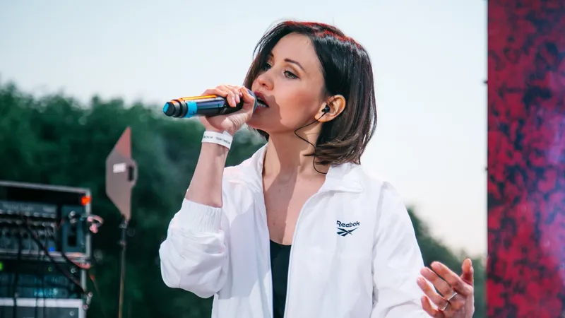 "Пыяла": солистка группы АИГЕЛ завела аккаунт в TikTok