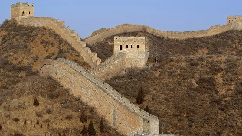 Продавцов кирпичей с Великой Китайской стены задержала полиция