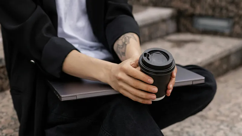 В Южной Корее изобрели тату для выявления наркотиков в напитках