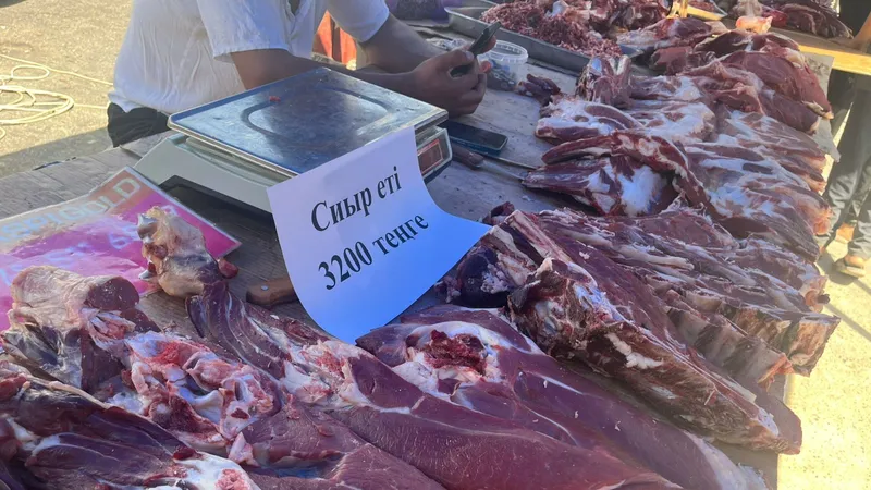 200 предпринимателей наказаны за завышение цен на социально значимые товары в Шымкенте