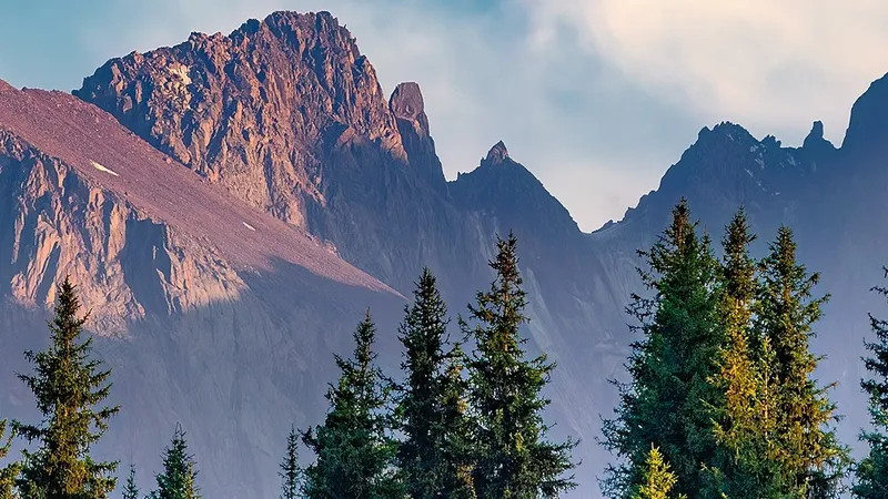 "Кошмар, что с ледниками!": фотограф из Алматы показал пугающую сторону горной красоты