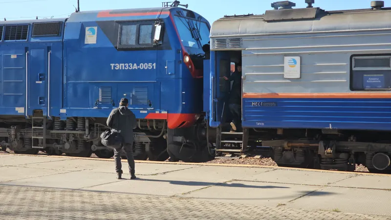 Из Алматы в Москву запускается поезд: дорога займет около 3,5 суток