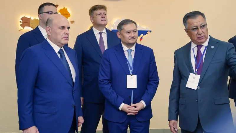 Премьер-министр РФ посетил филиал КазНУ в Омске