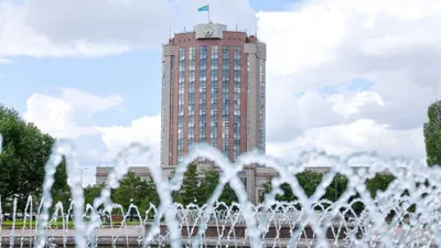 здание МВД РК, фонтан, фото - Новости Zakon.kz от 29.07.2025 10:25