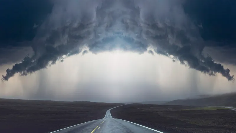 В Астане, Алматы и 17 областях объявлено штормовое предупреждение из-за непогоды