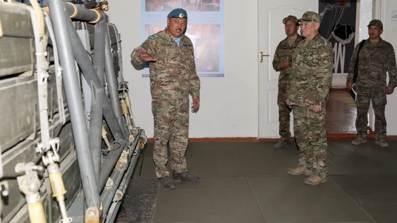 Министр обороны проинспектировал Алматинский гарнизон