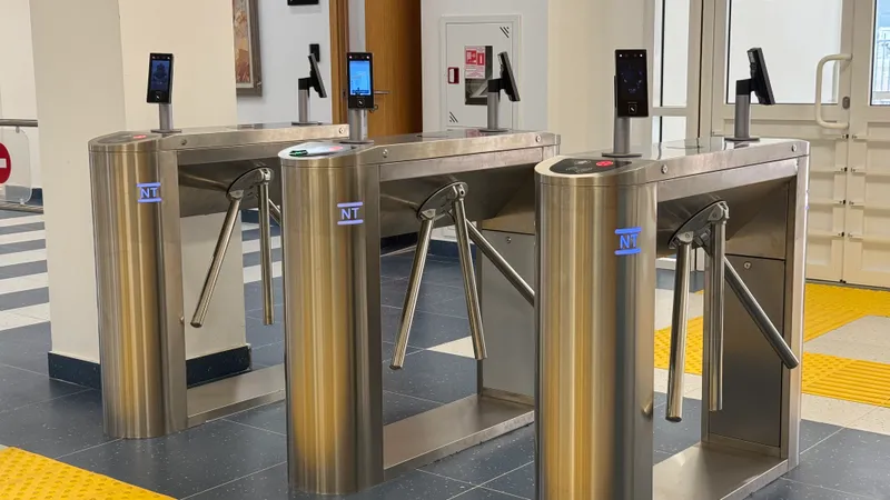 В Минфине придумали, как бороться с "мертвыми" душами в школах