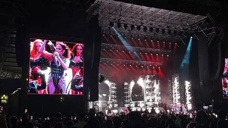 Как проходит грандиозный концерт Дженнифер Лопес в Астане