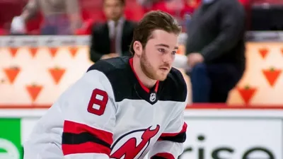 Американский хоккеист, будущий спортсмен "Барыса", фото - Новости Zakon.kz от 07.08.2025 05:59