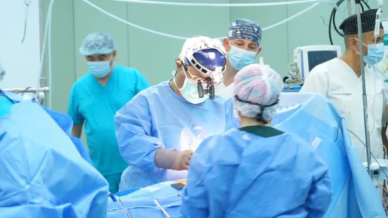 В области Ұлытау впервые провели открытую операцию на сердце