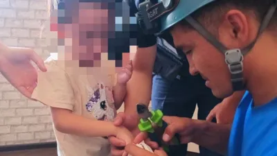 помощь спасателей, фото - Новости Zakon.kz от 12.08.2025 20:09