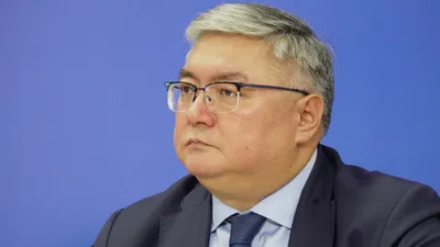  АО "НУХ "Байтерек", Нурболат Айдапкелов, брифинг, правительство , фото - Новости Zakon.kz от 13.08.2025 17:37