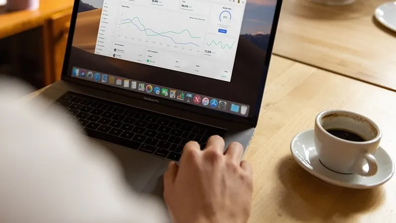 В Южной Корее Starbucks запретила приносить в кофейни офисную технику