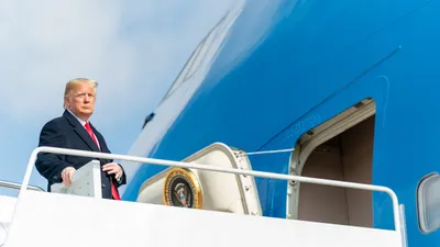 Дональд Трамп, самолет, президент США, фото - Новости Zakon.kz от 15.08.2025 17:31
