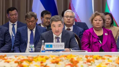 премьер-министр РК Олжас Бектенов, фото - Новости Zakon.kz от 15.08.2025 14:40