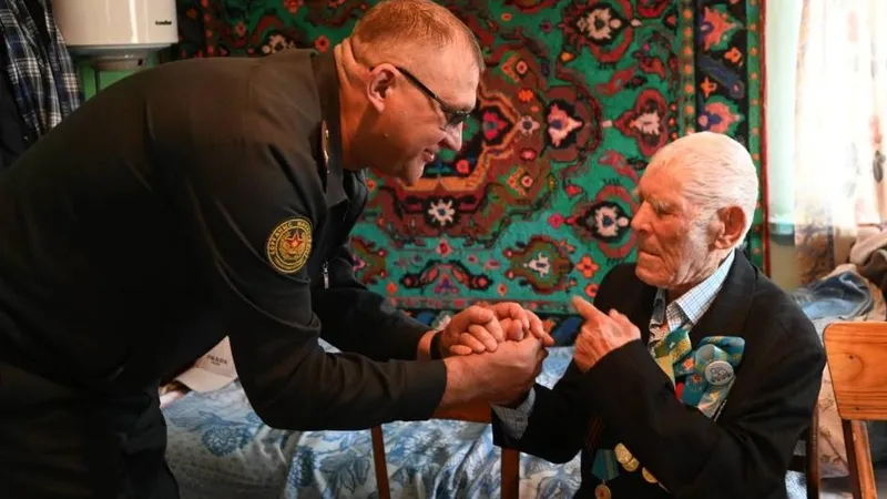 Ветерану Великой Отечественной войны Макару Харину - 99 лет