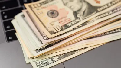 курс на торгах, фото - Новости Zakon.kz от 15.08.2025 15:42