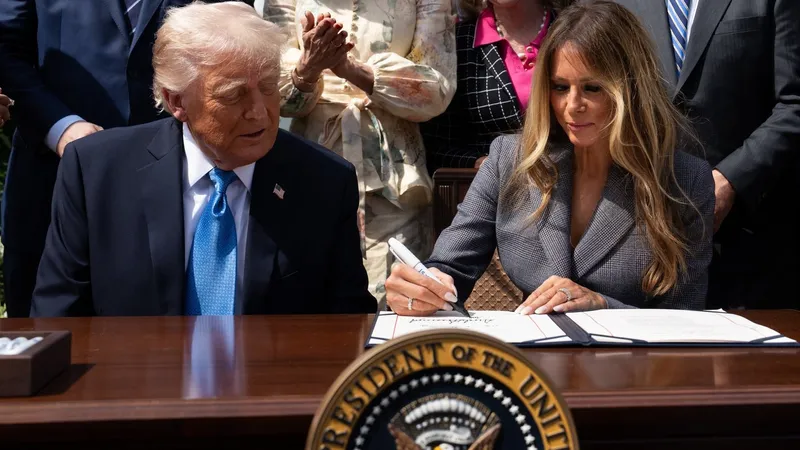 Опубликовано письмо Мелании Трамп Владимиру Путину