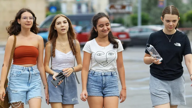 Кто вошел в список "Девочки года" журнала Time