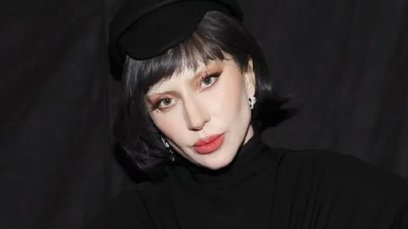 Леди Гагу в соцсетях атаковали российские футбольные фанаты