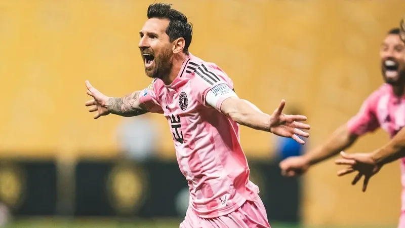 Месси забил победный гол в первом матче после травмы