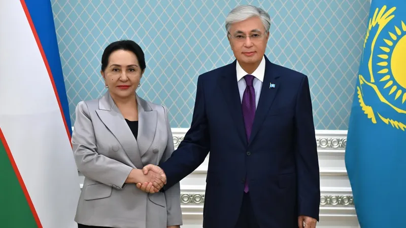 Касым-Жомарт Токаев наградил Танзилу Нарбаеву орденом "Достық"