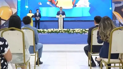 Поздравление строителей, фото - Новости Zakon.kz от 18.08.2025 15:28