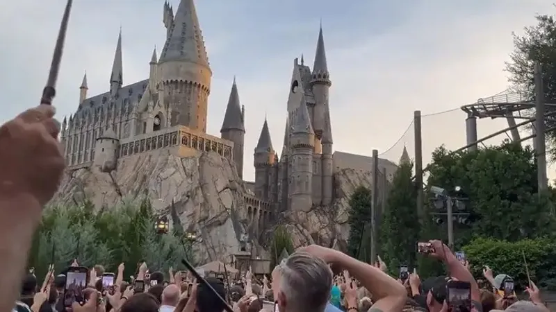 Стало известно, кто сыграет детей семьи Уизли в сериале о Гарри Поттере