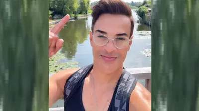 блогер стал известен благодаря внешности, фото - Новости Zakon.kz от 20.08.2025 21:25