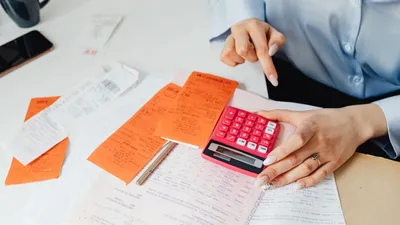 Налоги, пошлины, калькулятор, коммунальные услуги, квитанция, квитанции, налогообложение, налог, платеж, платежи, оплата, коммунальные услуги, коммунальные платежи, коммуналка, квартплата, коммунальный платеж, жилищно-коммунальные услуги, повышение тарифов за коммунальные услуги, долг за коммунальные услуги, задолженность за квартплату, сурет - Zakon.kz жаңалық 23.10.2025 16:41