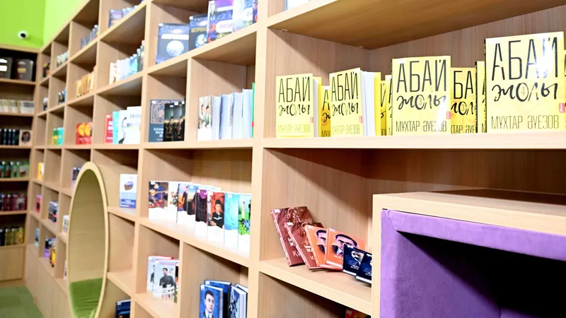 Депутат жаңа заң шығармашылық еркіндік пен фольклорға кері әсер етуі мүмкін деп алаңдаушылық білдірді